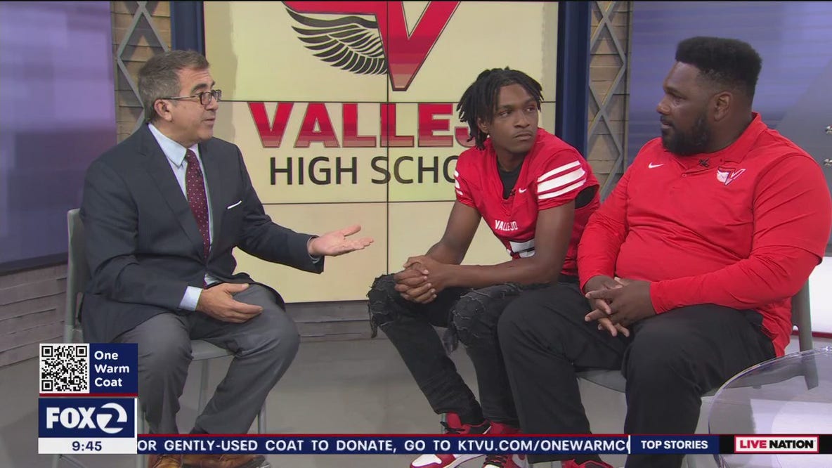 Vallejo High School Quarterback breaks school record